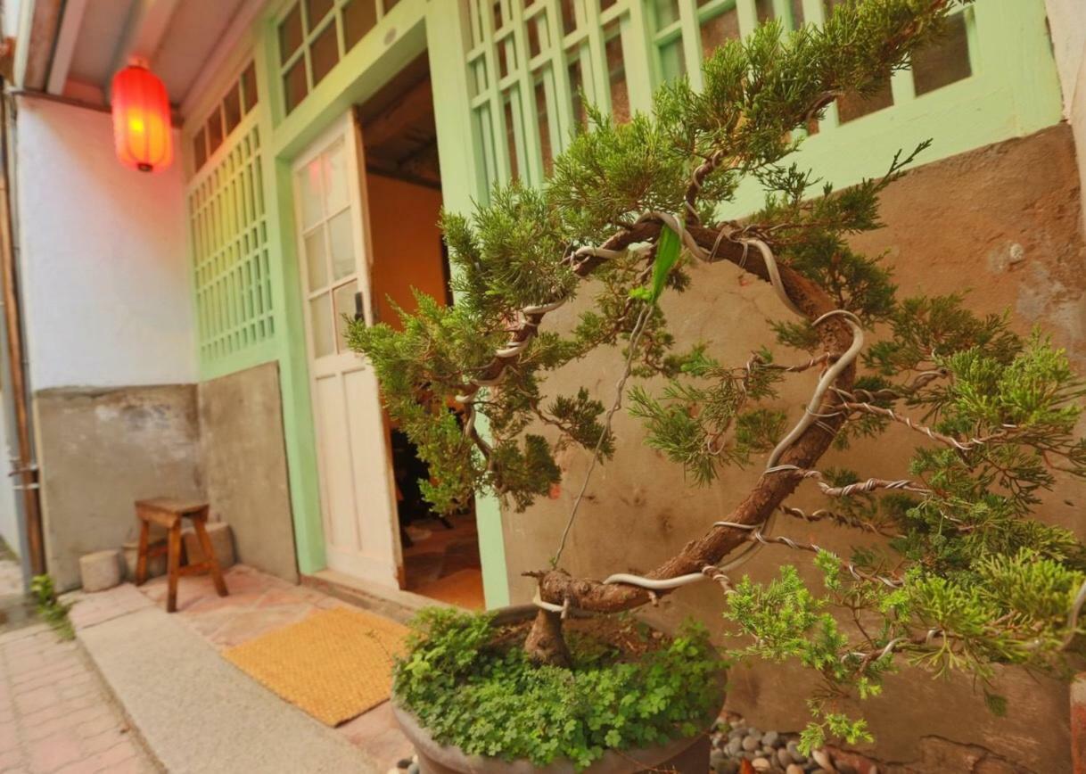 台南赤崁月樓tainan Moon House Inn Εξωτερικό φωτογραφία